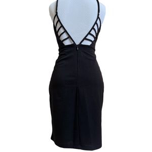 🌬️ Bebe little black dress